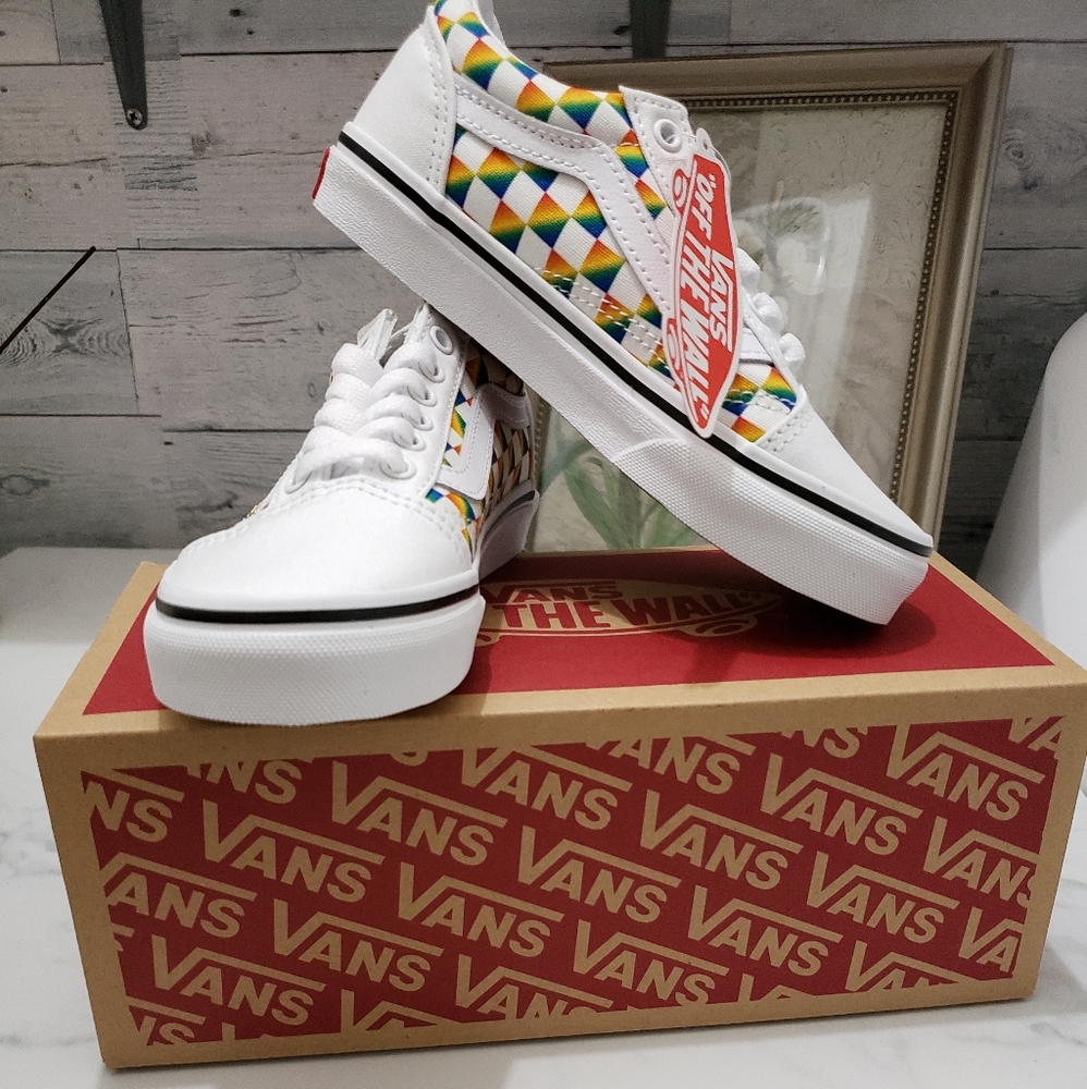 Vans shoes size 1